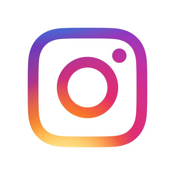 鈴よしのinstagramへ